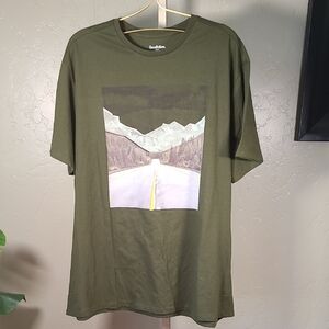 Goodfellow & Co Green Short Sleeve Tee with Mountain Graphic XXL